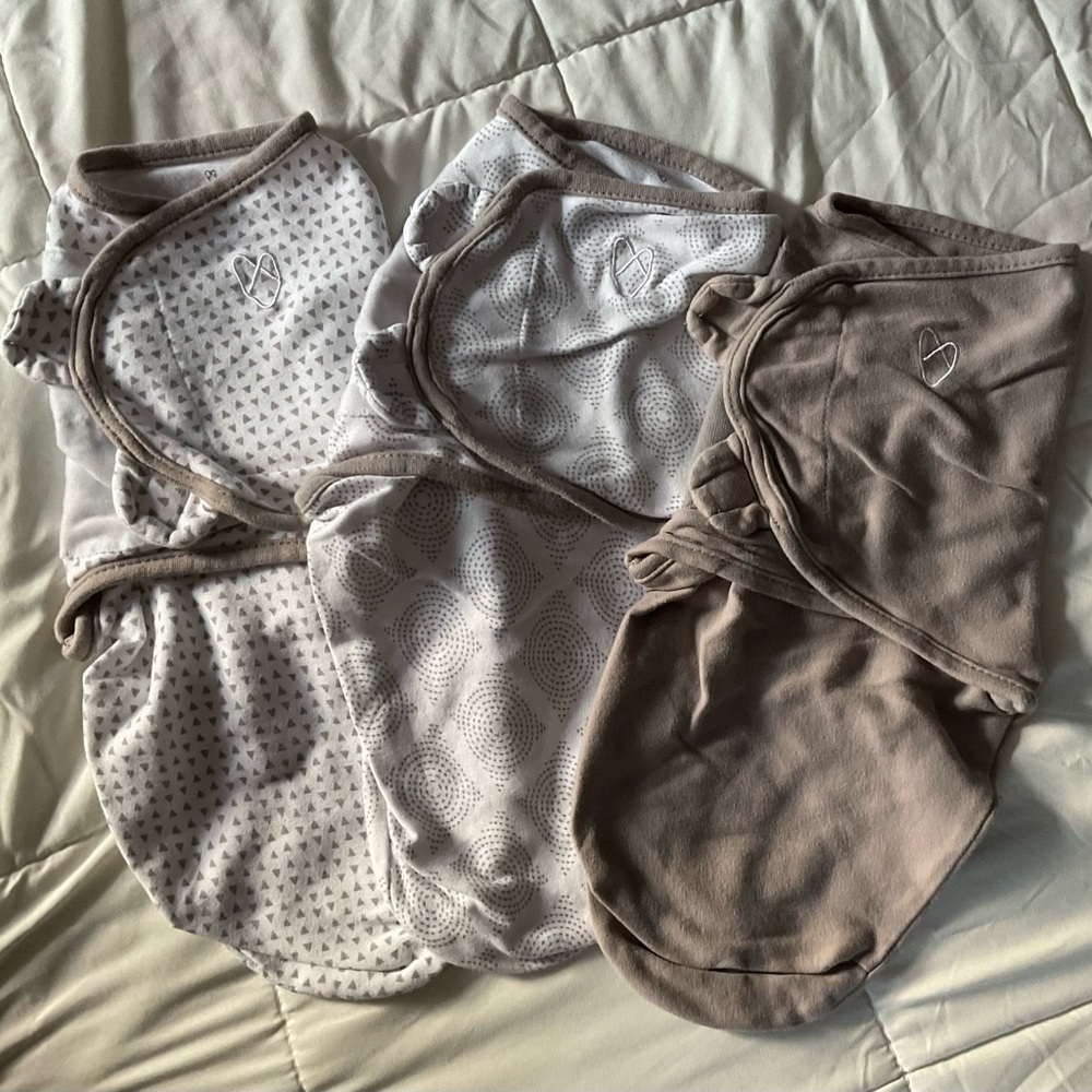 SwaddleMe Set of Three Swaddles - size small / medium